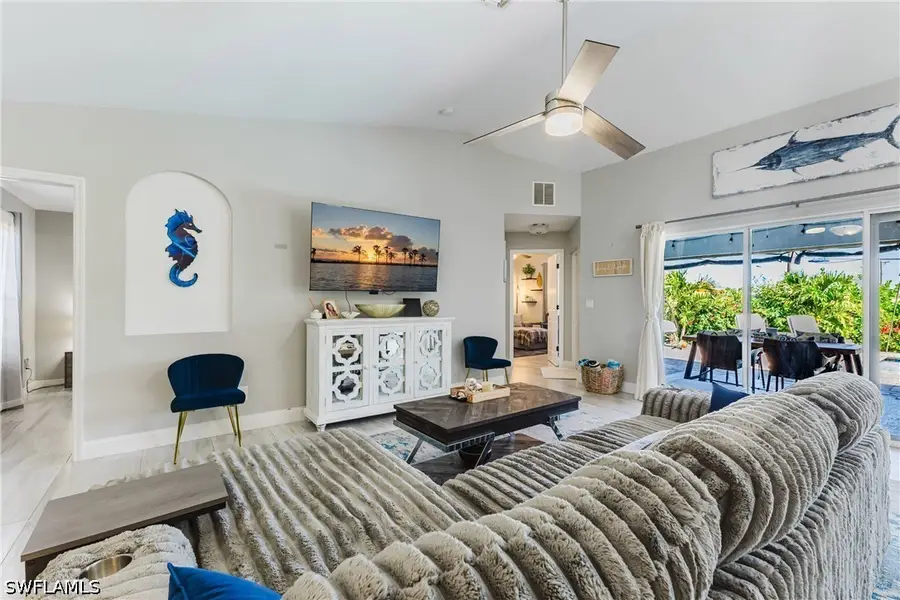 709 SW 27th Street, Cape Coral, FL 33914 - #3