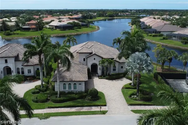 6685 Costa Circle, Naples, FL 34113