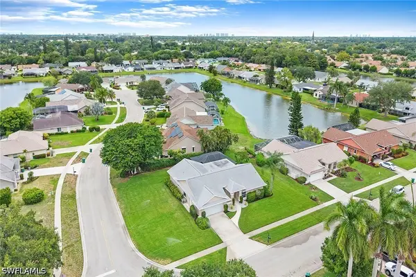10340 Regent Circle, Naples, FL 34109