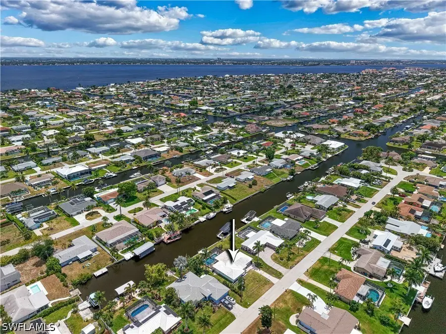 3013 SE 17th Place, Cape Coral, FL 33904 - #3