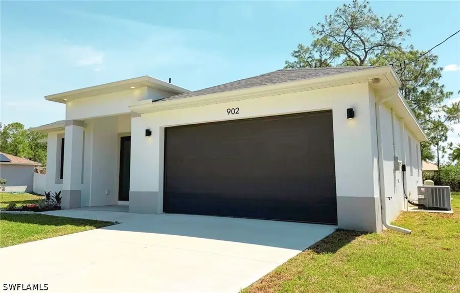 902 Magnolia Ave, Lehigh Acres, FL 33972 - #2