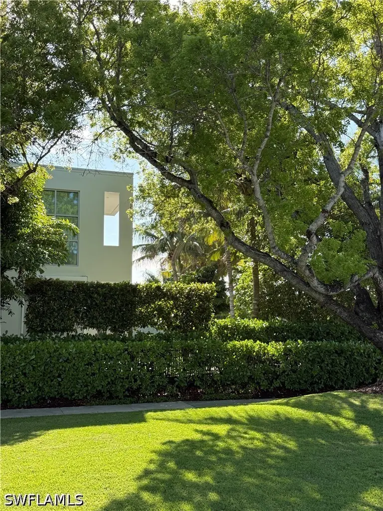 335 Banyan Boulevard #4, Naples, FL 34102 - #2