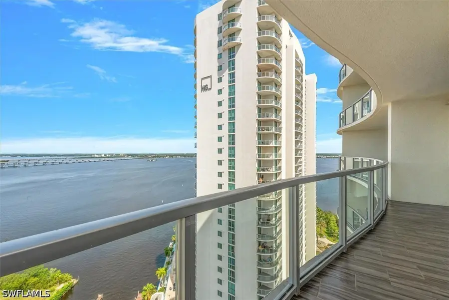 3000 Oasis Grand Boulevard #2205, Fort Myers, FL 33916 - #2