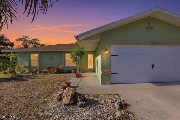 208 Aviation Parkway, Cape Coral, FL 33904