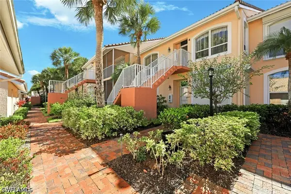 1972 Cascades Drive #4, Naples, FL 34112