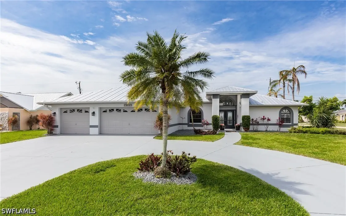 512 SE 33rd Terrace, Cape Coral, FL 33904 - #1