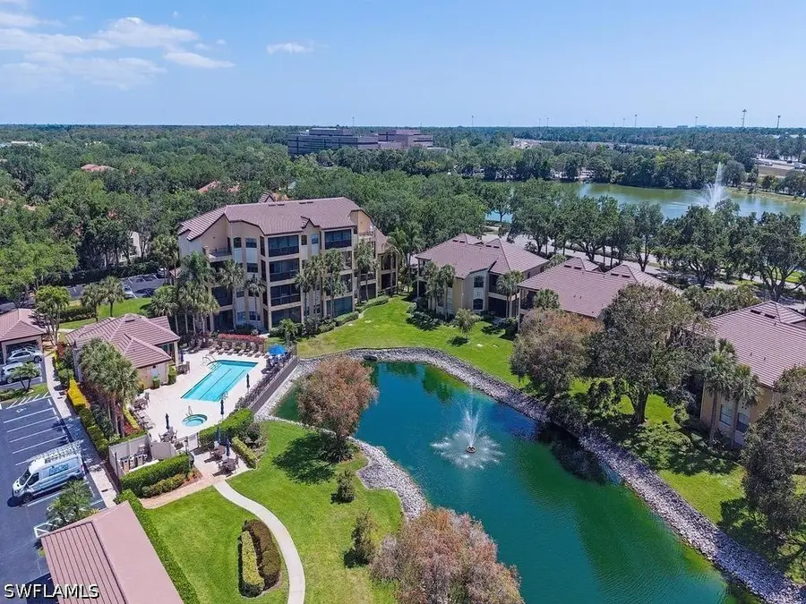160 Vintage Circle #202, Naples, FL 34119 - #3
