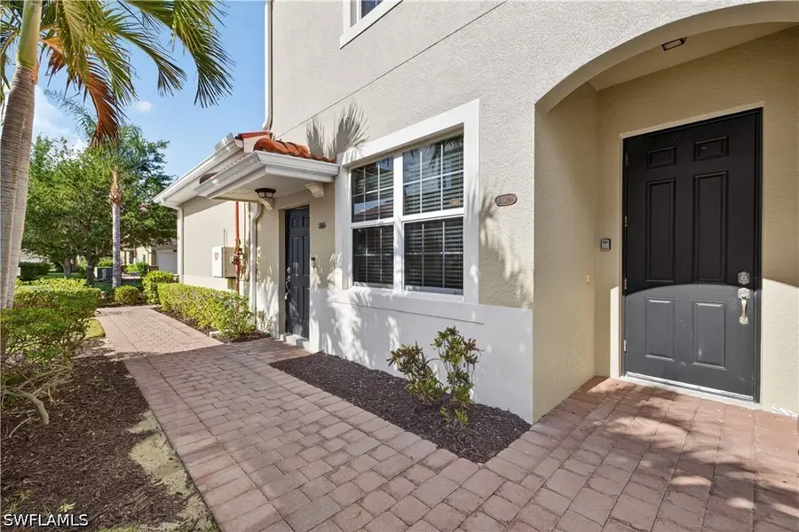 8541 Oakshade Circle #2, Fort Myers, FL 33919 - #3