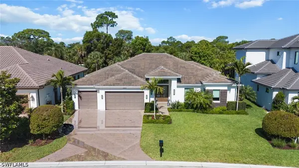 2943 Coco Lakes Drive, Naples, FL 34105