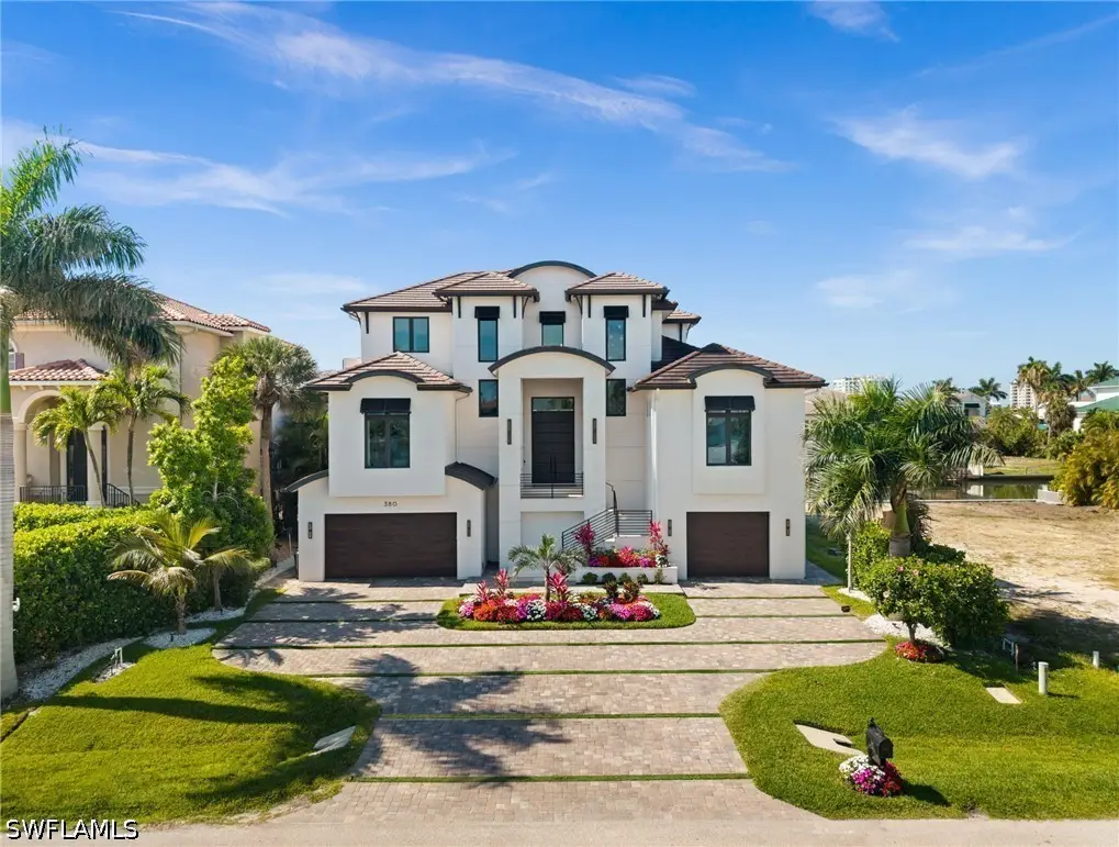 380 Trade Winds Avenue, Naples, FL 34108 - #1