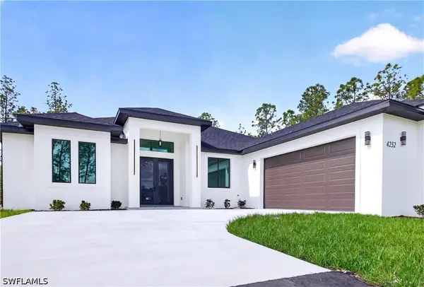 4232 31st Avenue Ne, Naples, FL 34120