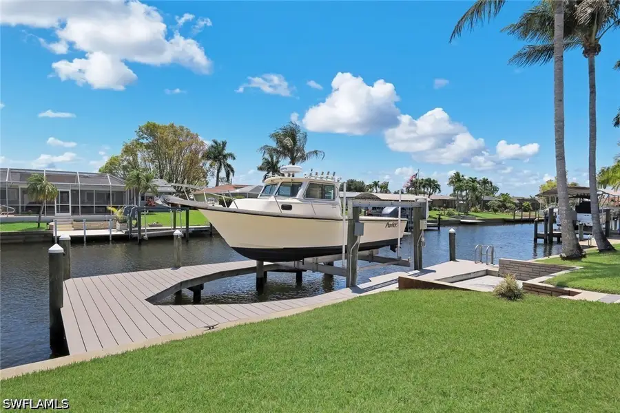 4005 SE 1st Avenue, Cape Coral, FL 33904 - #3