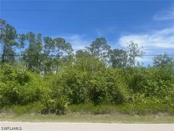 Desoto Boulevard N, Naples, FL 34120