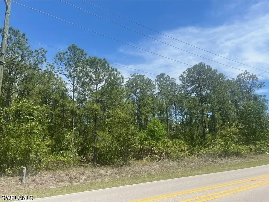 Desoto Boulevard N, Naples, FL 34120 - #3