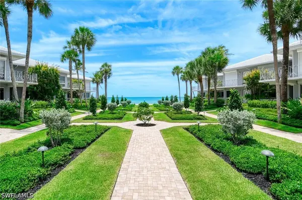 1851 Gulf Shore Boulevard N #4, Naples, FL 34102