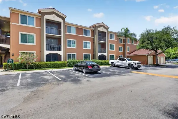 1200 Reserve Way #105, Naples, FL 34105