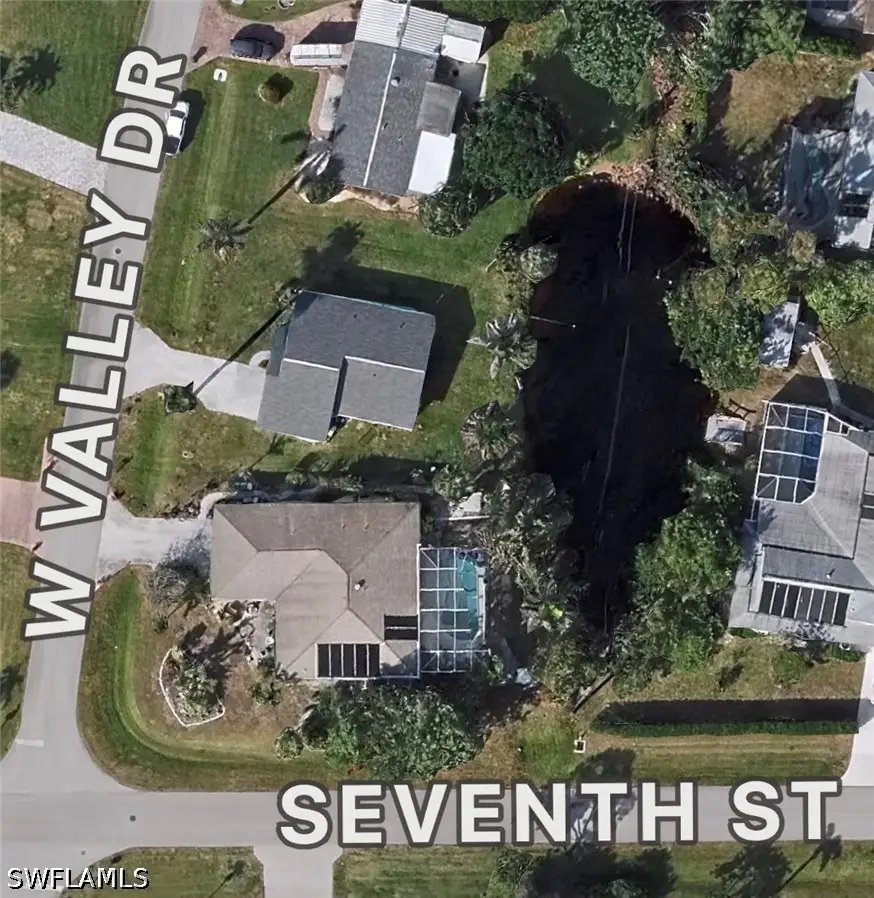 688 W Valley Drive, Bonita Springs, FL 34134 - #3