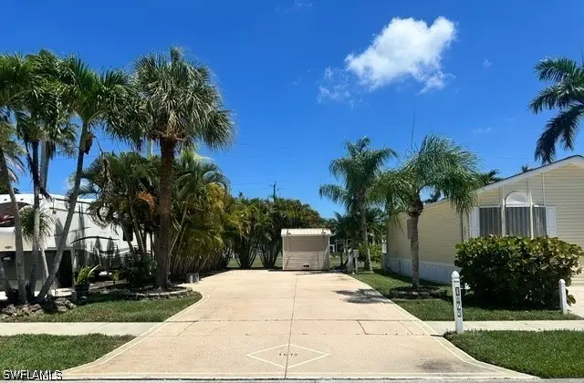 1675 Diamond Lake Circle, Naples, FL 34114 - #1