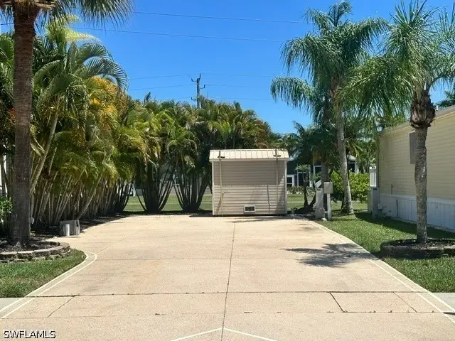 1675 Diamond Lake Circle, Naples, FL 34114 - #3