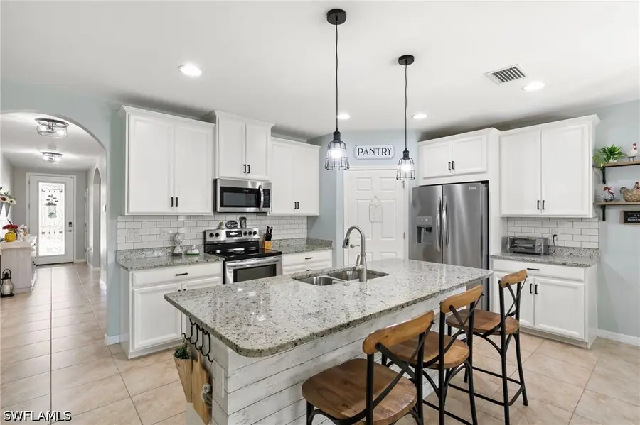 3215 Birchin Lane, Fort Myers, FL 33916 - #3