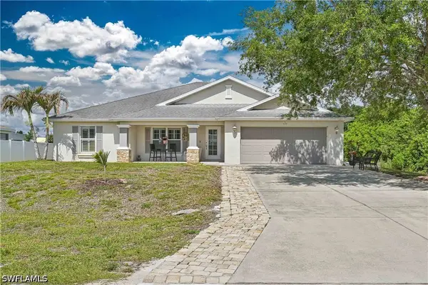 917 Albert Avenue, Lehigh Acres, FL 33971