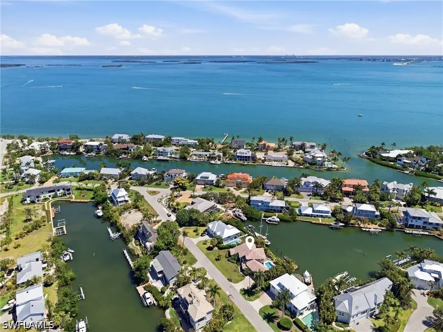 1748 Jewel Box Drive, Sanibel, FL 33957 - #3