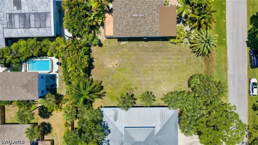 718 Pan Am Avenue, Naples, FL 34110 - #2