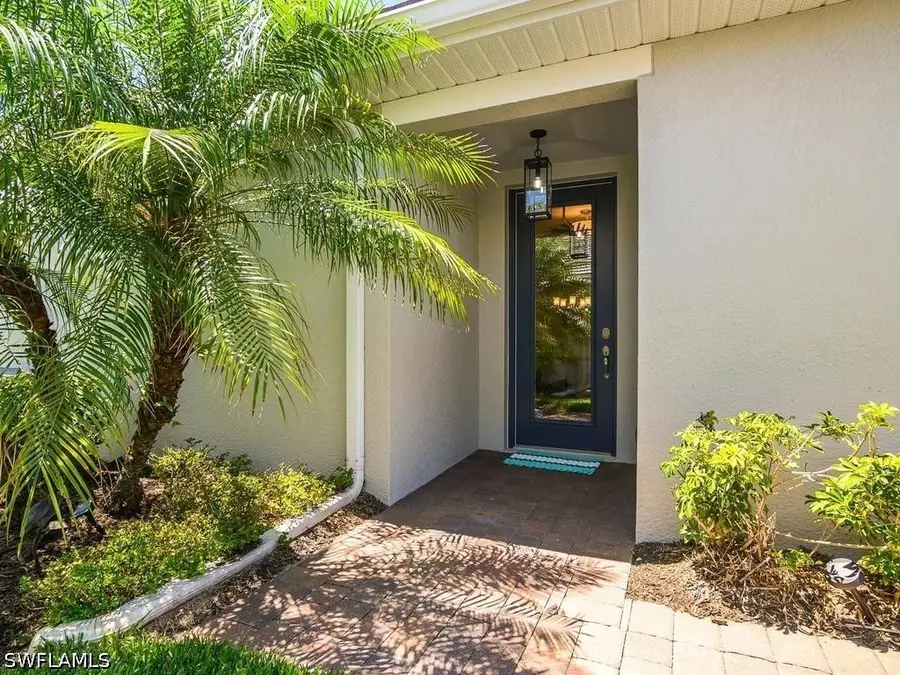 14867 Edgewater Circle, Naples, FL 34114 - #3
