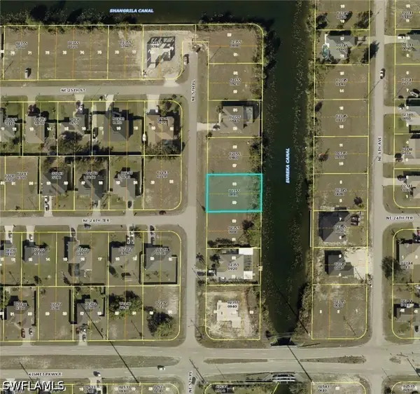 2417 NE 5th Place, Cape Coral, FL 33909