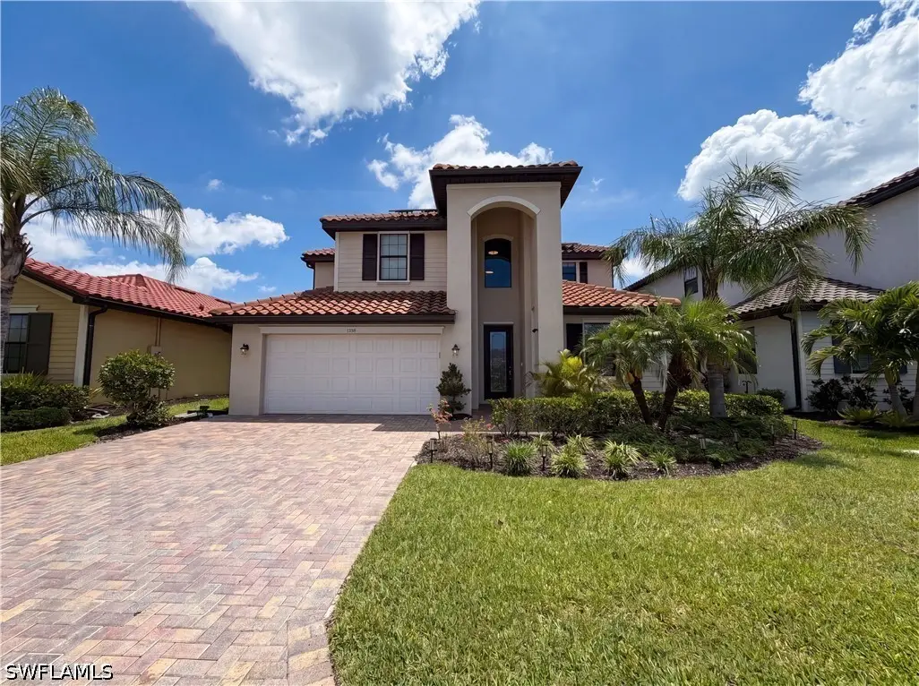 1588 Vizcaya Lane, Naples, FL 34113 - #1