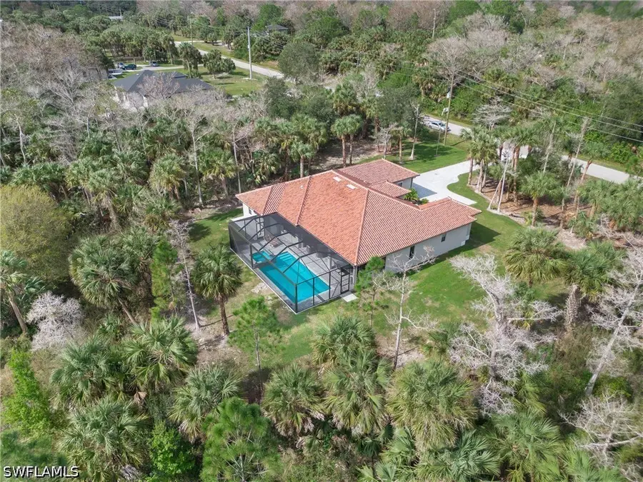 610 25th Avenue Nw, Naples, FL 34120 - #3