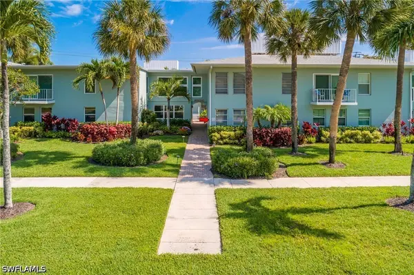 663 12th Avenue S #663, Naples, FL 34102