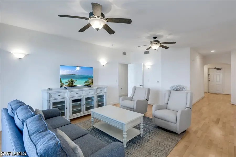 337 Vintage Bay Drive #D25, Marco Island, FL 34145 - #3