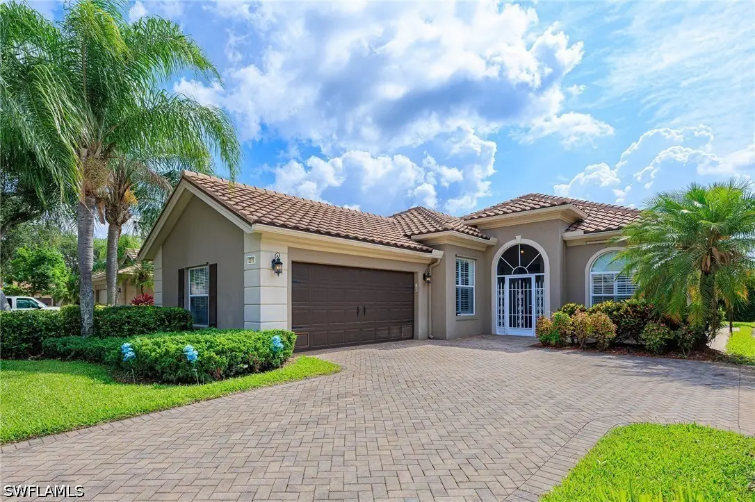 2271 Heydon Circle W, Naples, FL 34120 - #1