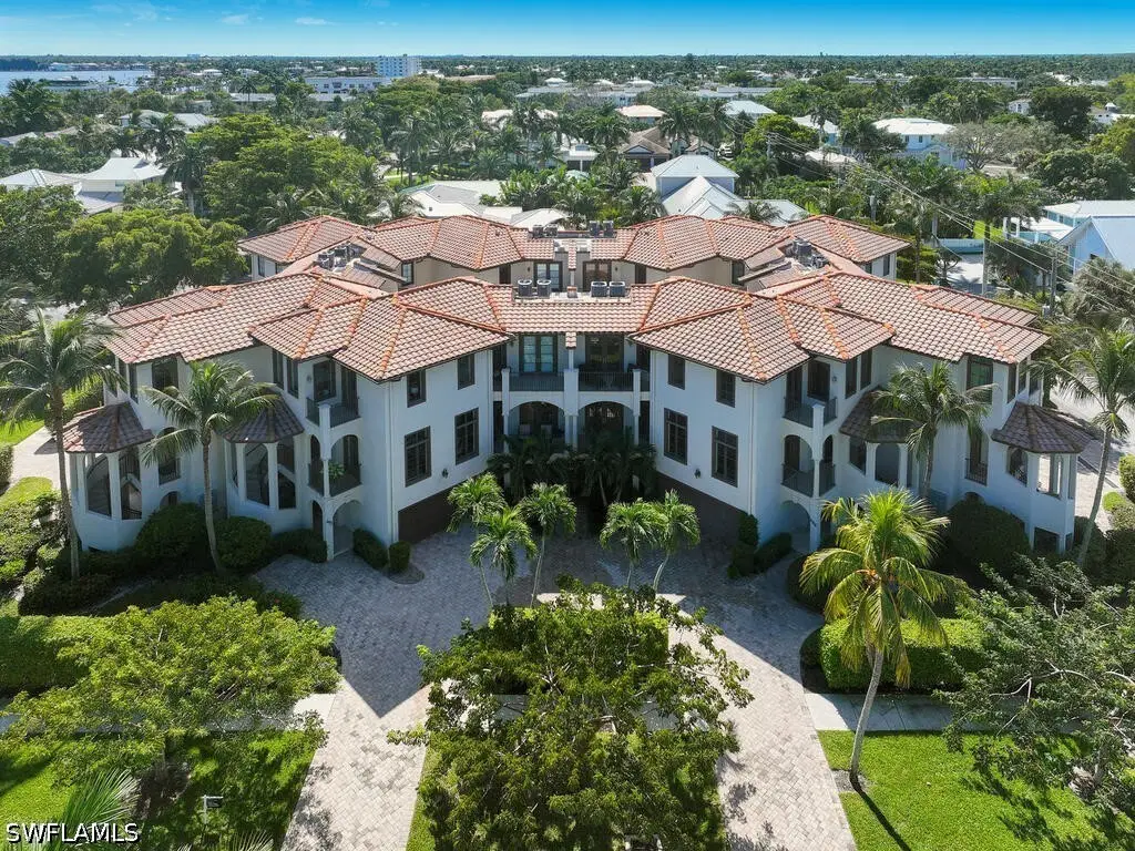 692 10th Avenue S, Naples, FL 34102 - #1