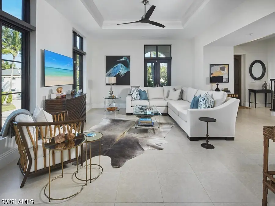 692 10th Avenue S, Naples, FL 34102 - #2