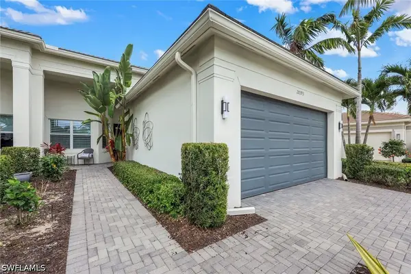 28393 Turin Court, Bonita Springs, FL 34135