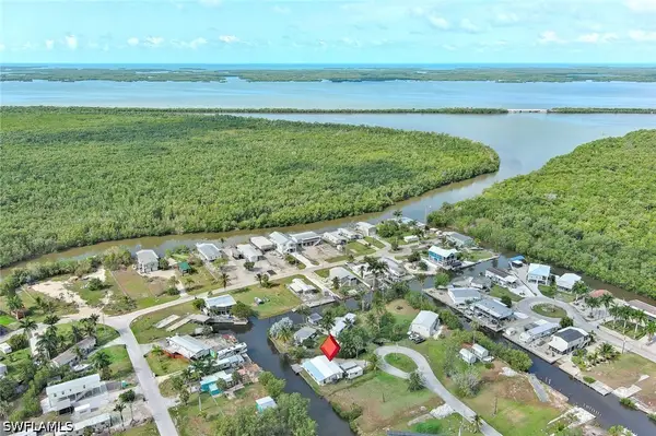 112 Cardinal Court, Everglades City, FL 34141