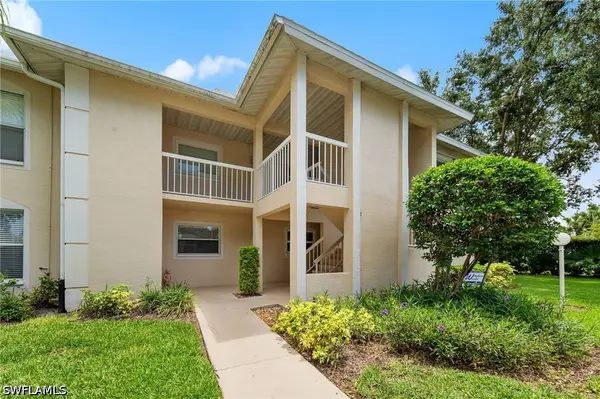 621 Squire Circle #204, Naples, FL 34104