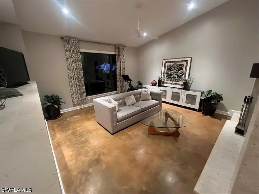 240 Nottingham Drive, Naples, FL 34109 - #3