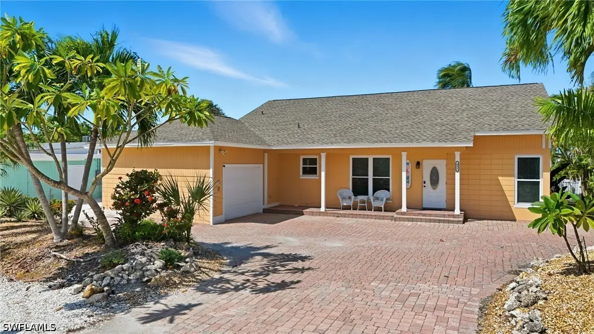 421 Connecticut Street, Fort Myers Beach, FL 33931 - #1