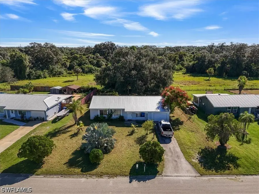 4077 S Edgewater Circle, Labelle, FL 33935 - #2