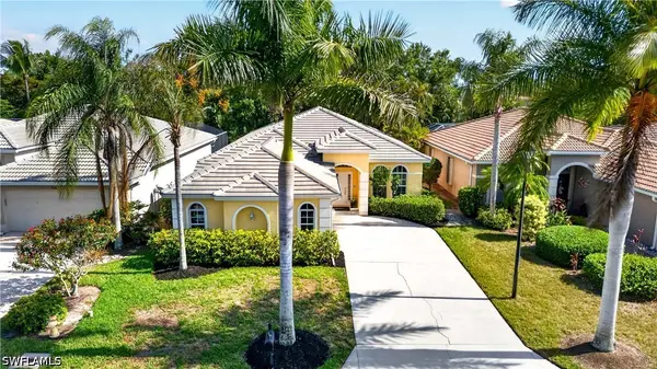 9863 Colonial Walk N, Estero, FL 33928
