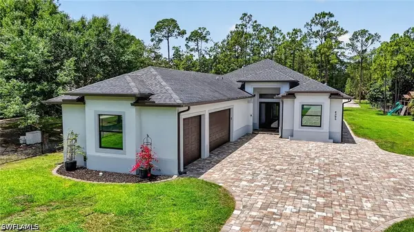 4395 16th Street Ne, Naples, FL 34120