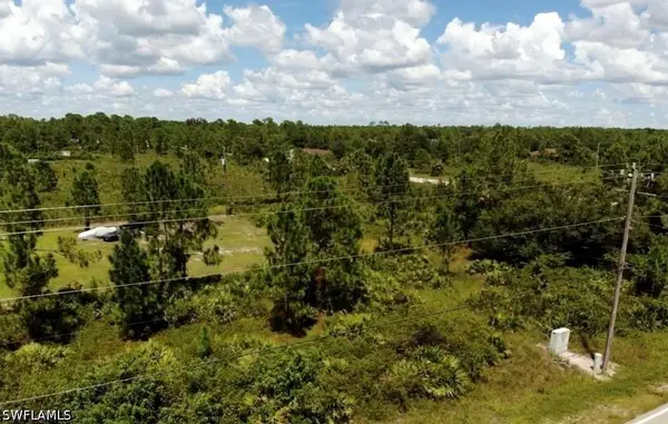 303 E 10th Street, Lehigh Acres, FL 33972