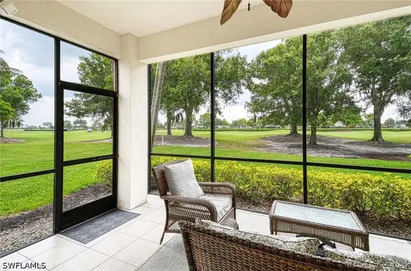 8649 Champions Point #1201, Naples, FL 34113