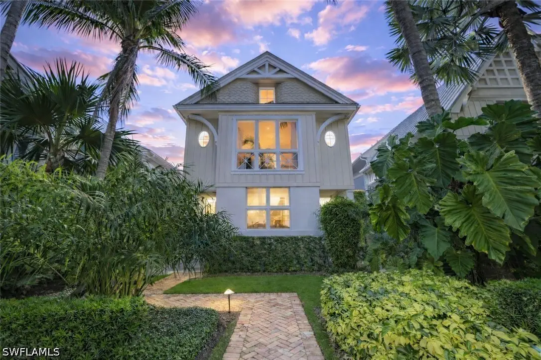 42 6th Street S, Naples, FL 34102 - #1