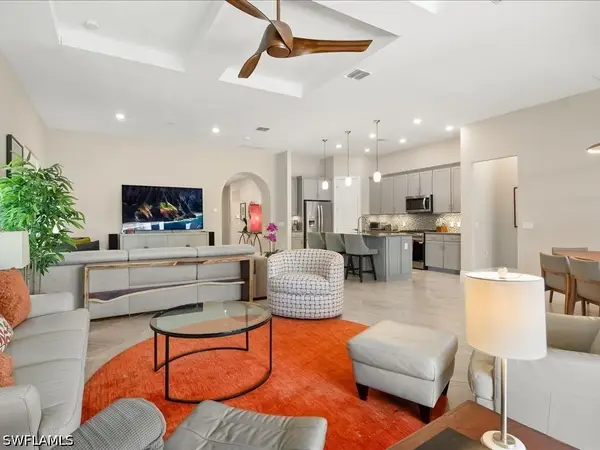 7225 Wilton Drive, Naples, FL 34109