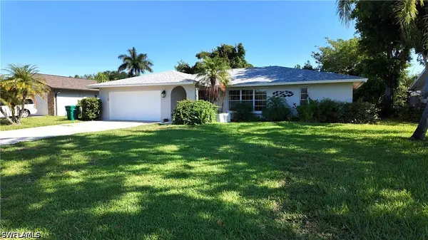 541 Landmark Drive, Naples, FL 34112