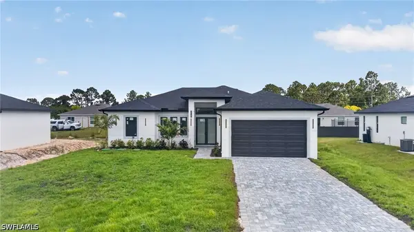 210 Pembroke Street, Lehigh Acres, FL 33974